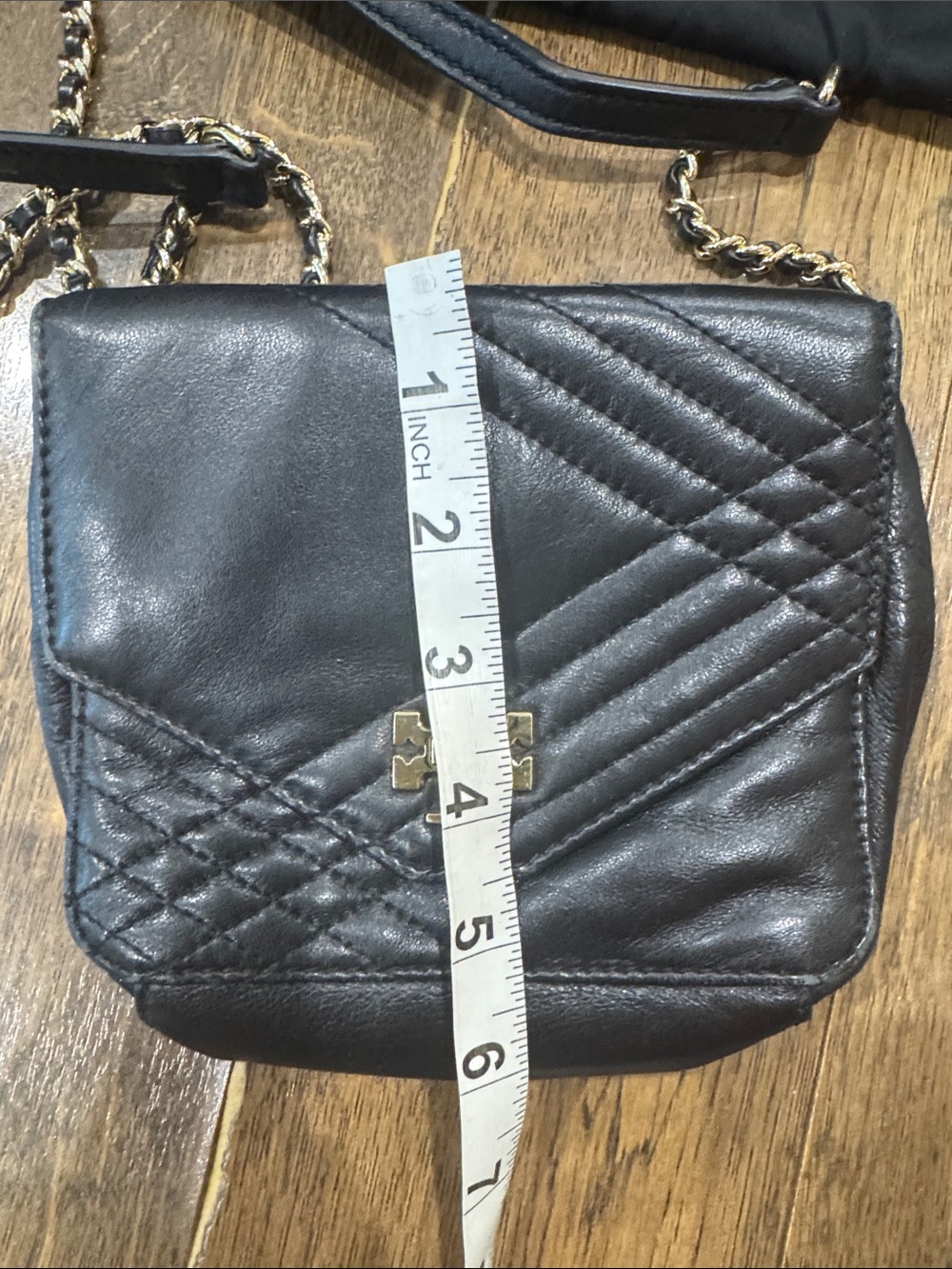 Tory Burch Black Quilted Chain-Shoulder Crossbody - Picture 6 of 6